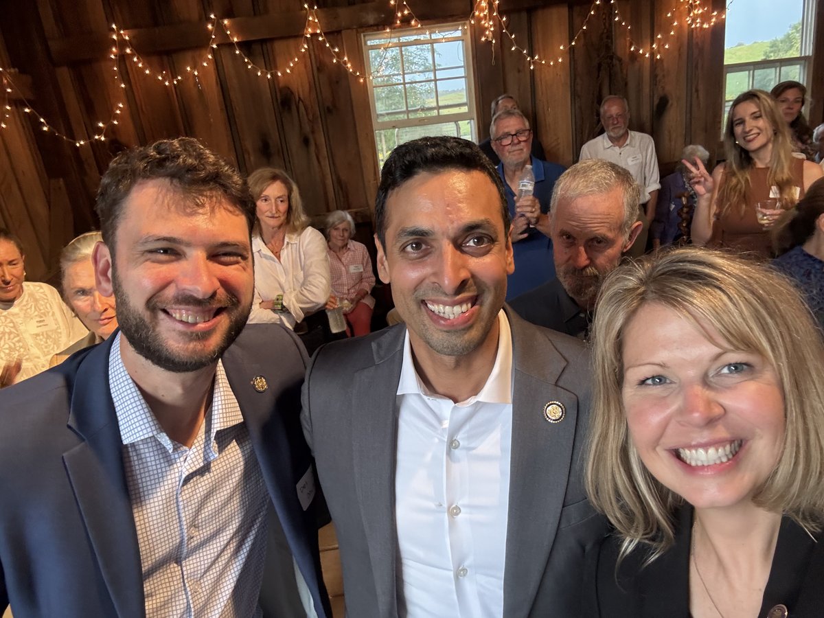 RussetPerry's tweet photo. Joined a packed &amp; energized house in Fauquier tonight supporting my friend &amp; Congressman @SuhasforVA.

With healthcare, our economy, a war &amp; so much more at stake this November, we need Suhas back in Congress &amp; we need to flip the House. Early voting starts tomorrow. Let’s go!! https://t.co/fHCIE1qtYl