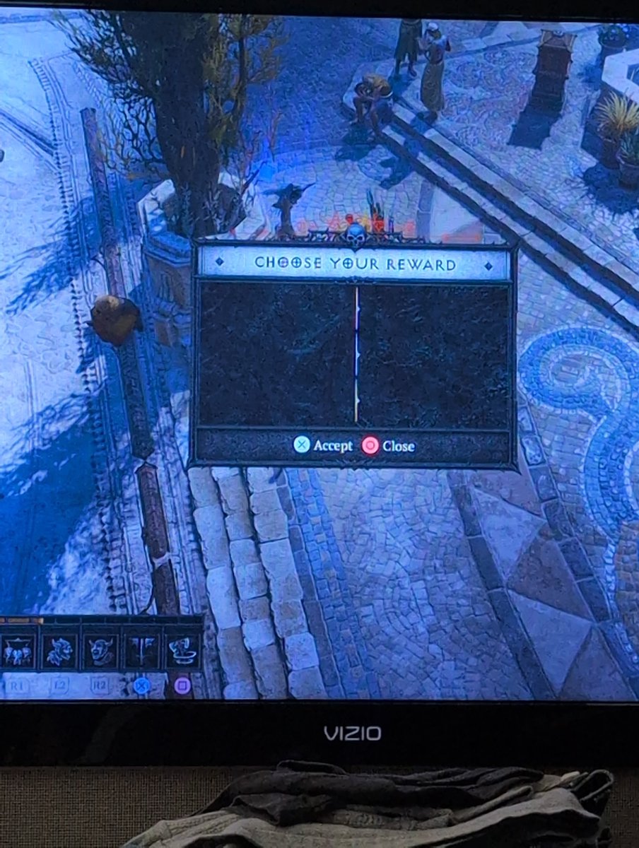 Blaiseyo's tweet photo. Dear @Diablo,
Your crow rewards aren't working. 
I've tried logging out, swapping accounts, and waiting time. Next, I'll stop playing. Please help? https://t.co/v9ek7tCf6J