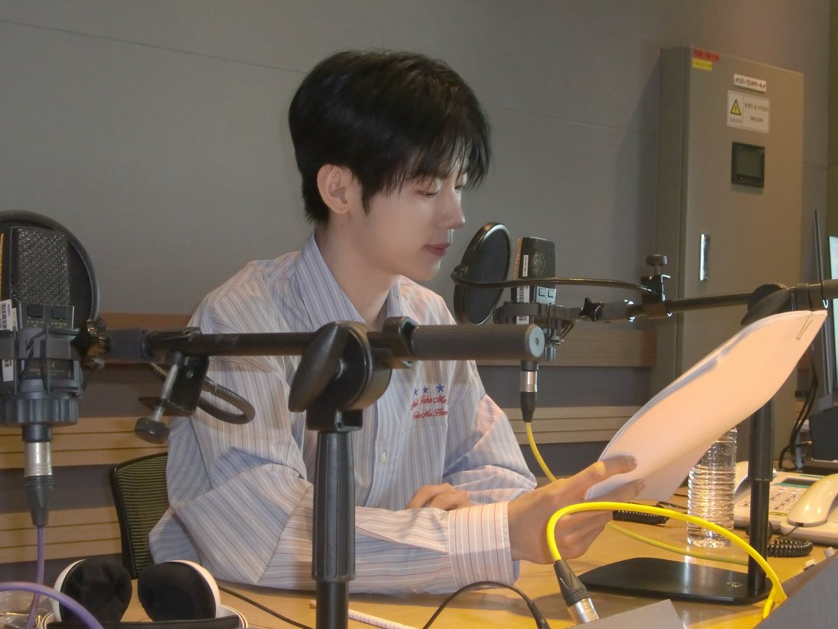 GlobalEVNNE's tweet photo. 🎥 260918  idolradiohotchart Instagram update with #KEITA and #LEEJEONGHYEON

🔗 https://t.co/fic9adRl4M

#EVNNE #이븐 #イブン
@EVNNE_official https://t.co/ocwgi5M31j