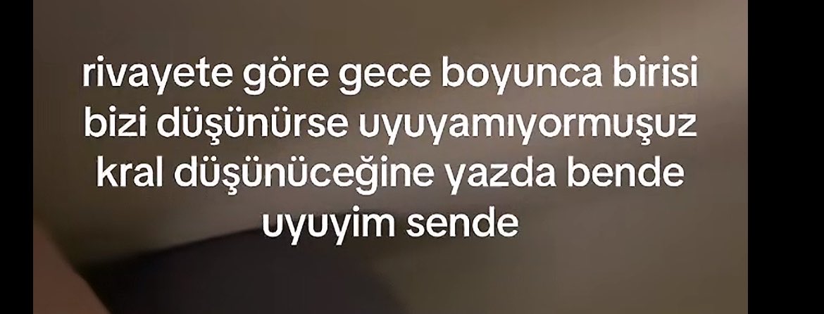 bayilicamsanki's tweet photo. kim bu saatte beni düşünüyoo https://t.co/yEd3qH3qAG