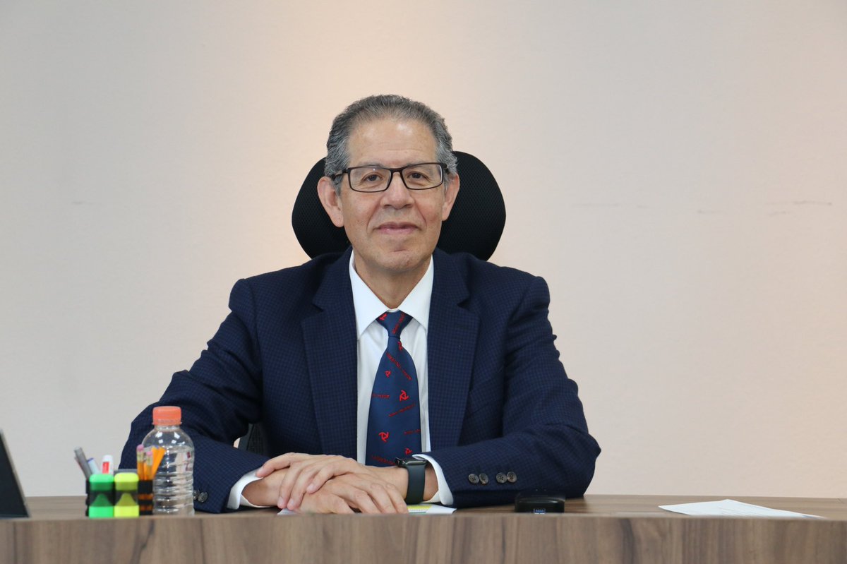 Infoem's tweet photo. El Comisionado Presidente @josemvilchis, condujo los trabajos de la 33ª Sesión Ordinaria del Pleno del #Infoem, en la cual se aprobaron 183 recursos de revisión, así como la imposición de 14 amonestaciones públicas a servidoras y servidores públicos de diferentes #SO del #EdoMéx. https://t.co/iqkckqCvoa