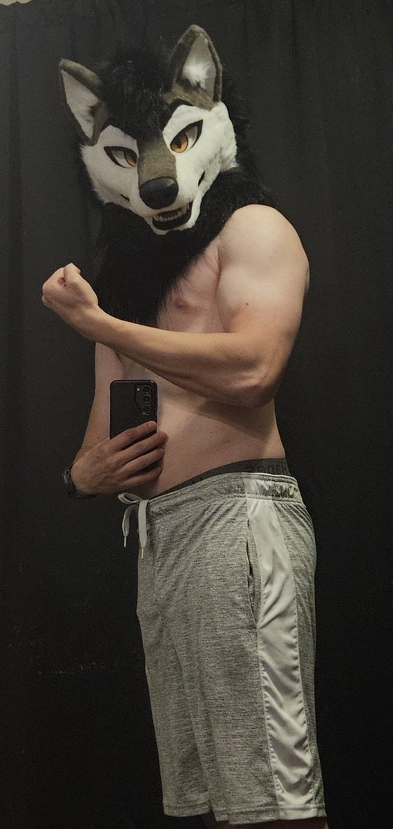 KaydeWoof's tweet photo. Gym Progress 🏋‍♀️ https://t.co/xKG6fq1dJV