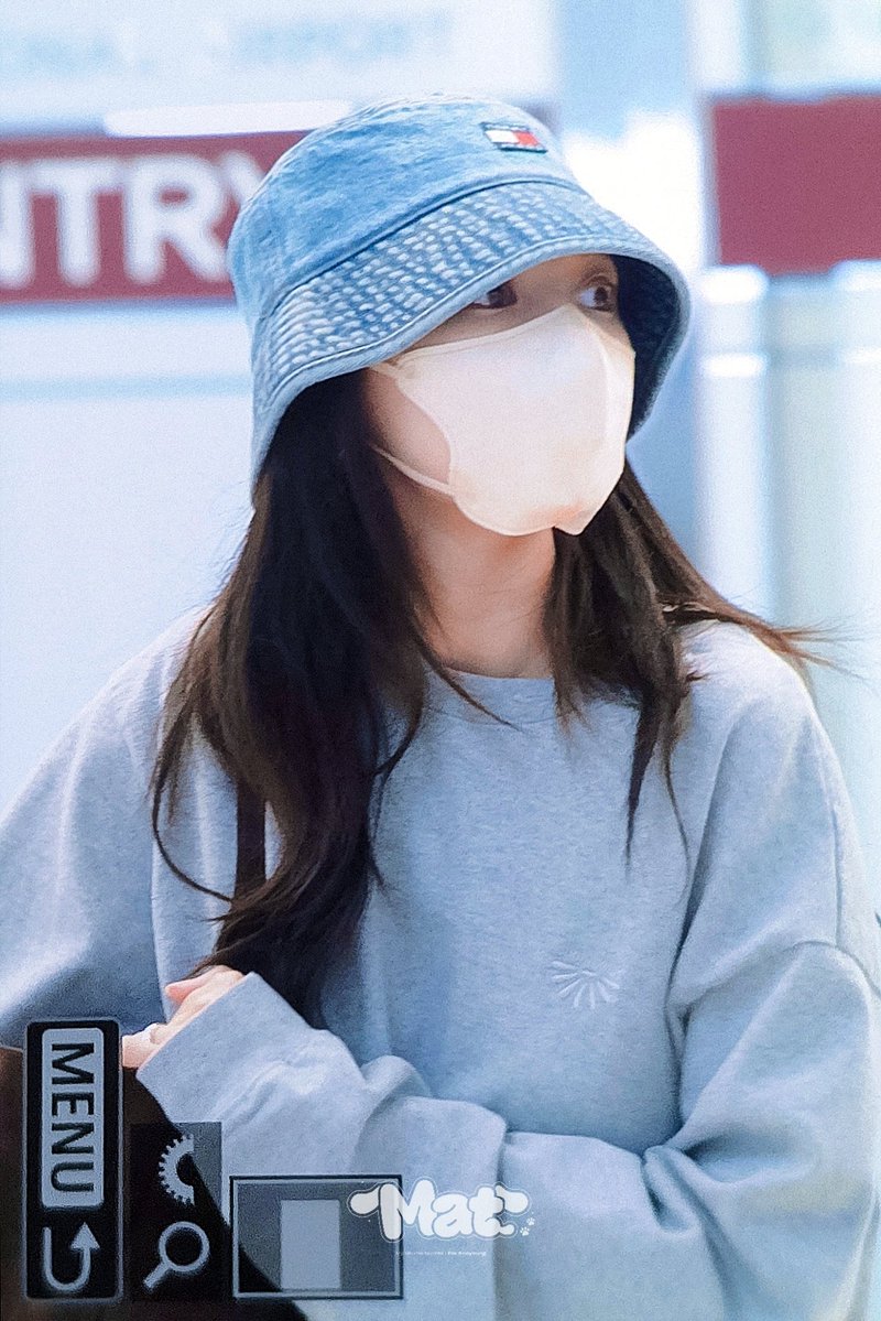 mat_csy's tweet photo. 260917 GMP ✈️

#수영 #최수영 https://t.co/6ERxJVybNb