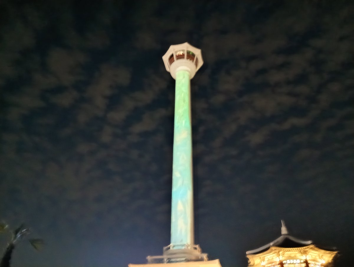 ksatoshi5252's tweet photo. 2週間の韓国生活も今日で終わり
釜山めちゃくちゃ楽しかった。完全に釜山の劇団の皆様のおもてなしのおかげだけども
こんな優しい人達いるのだなと
ずっと気分良く過ごしていた。人を思いやるのって大事なのだと思う
また釜山来たい
次は静岡 https://t.co/qysXb4VeeS