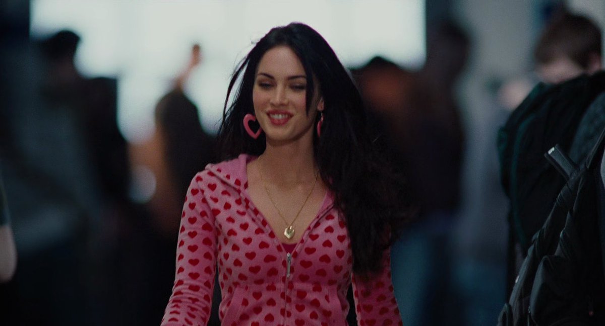docenevoa's tweet photo. ginger snaps (2000) / jennifer’s body (2009) https://t.co/yYzvbUaOND