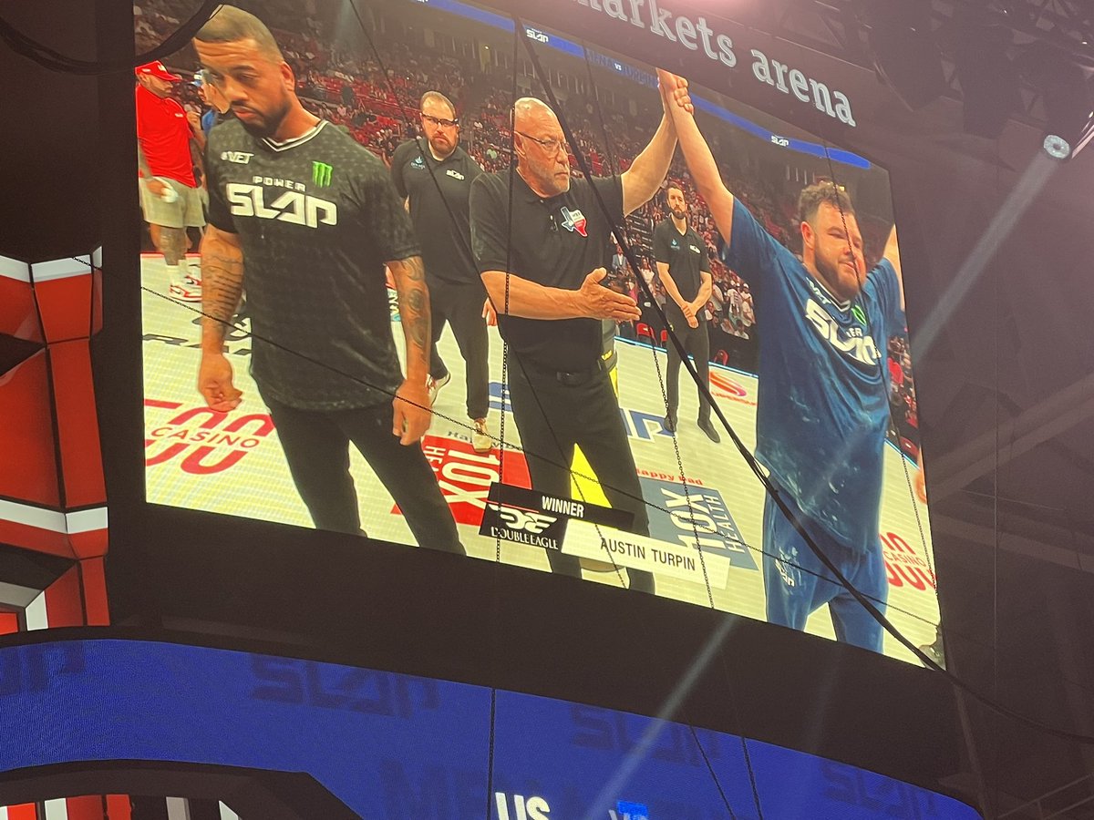 CoryWhitman_'s tweet photo. Austin “Turp Daddy Slim” Turpin takes down (5) Wes “Boom” Mena in a Heavyweight bout via unanimous decision. https://t.co/hsfNN873rw