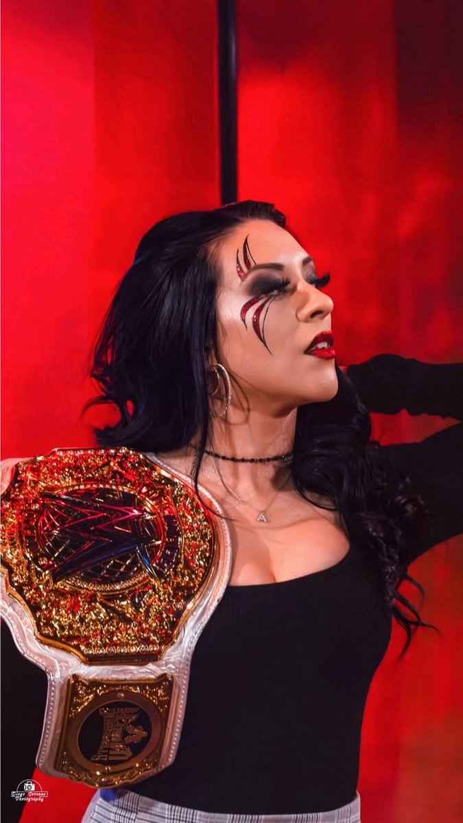 CountryLesnar's tweet photo. Woman so hot makes me wanna drool endlessly 😩💦

#wwe #wweraw #stephanievaquer #smackdown #prowrestling #livmorgan https://t.co/Ut7Ckj3ke5