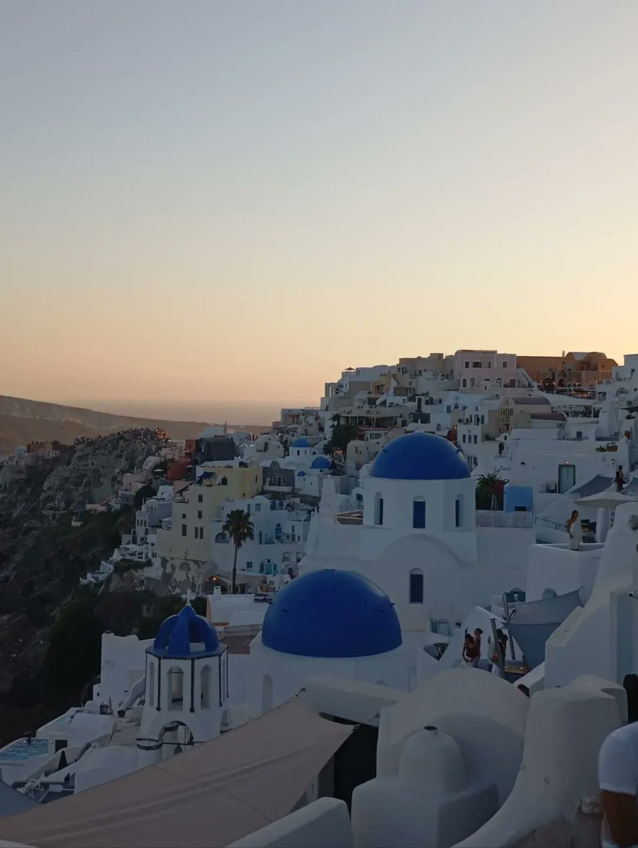 Stewart_Family's tweet photo. Sunrise over Santorini’s white-washed cliffs + fresh honey yogurt from a seaside café—this Greek escape just hit my "best 2024 trip" list. ， https://t.co/9vKRPO6A6S