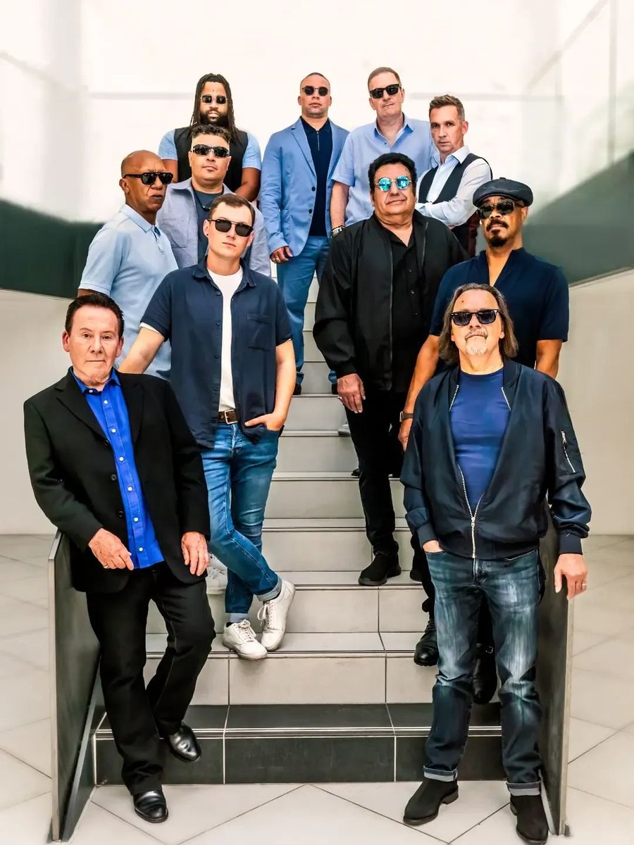 dylanblackradio's tweet photo. The legendary UB40 play HISTORY Ottawa September 18th! I had a chance to chat with a founder of the group, Robin Campbell earlier this week. Catch clips of our talk Friday morning on MIX 98.5! - Dylan Black #Ottawa #Legends #UB40 #RedRedWine 🍷 🎶 @UB40OFFICIAL https://t.co/uq9TV706Wk
