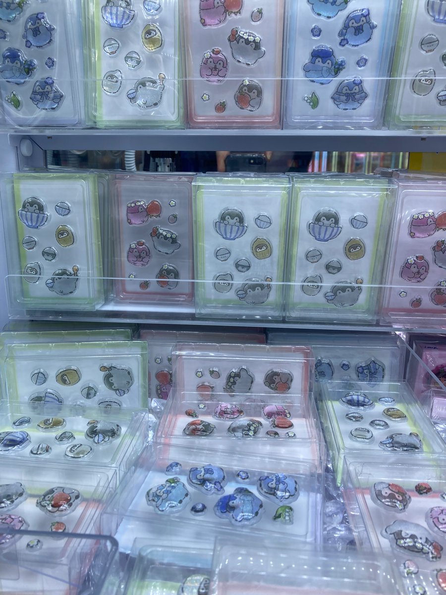 GiGO_Bisai's tweet photo. 本日入荷しました！

#亀梨和也
#コウペンちゃん
#助六の日常
#ぷくぷくシール https://t.co/bkJ3aueErV