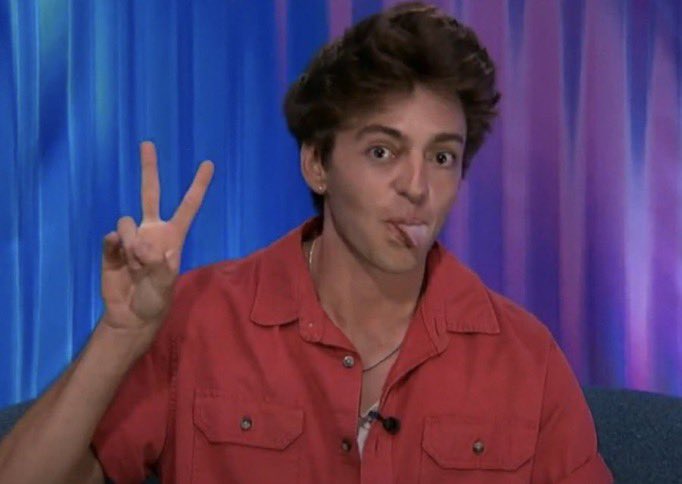 Brian_Scally's tweet photo. Melody: “You better not screw me over for the millionth time this season” #BB28

Drew: https://t.co/BQpsSfXGGq