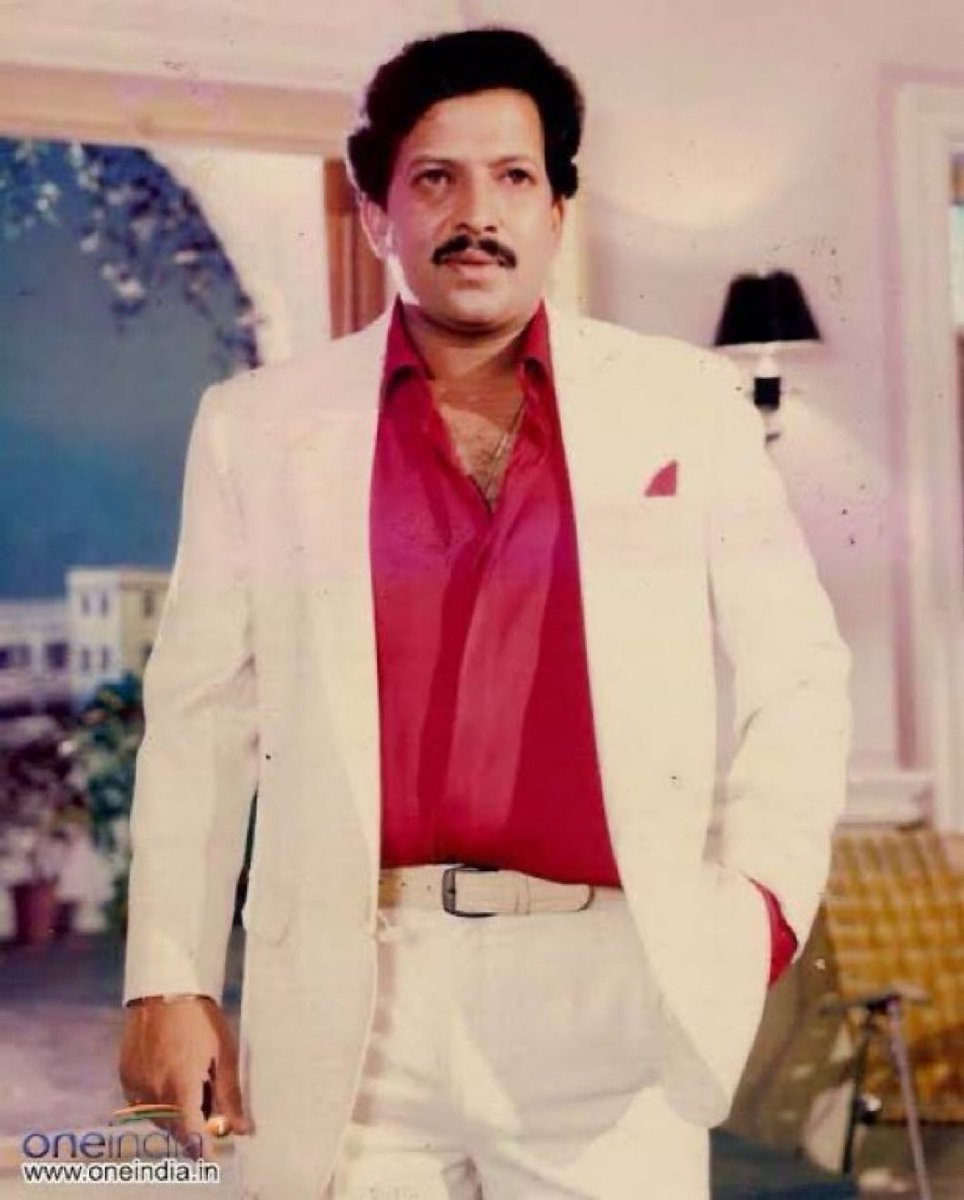 doddaganesha's tweet photo. ಸಾಹಸಸಿಂಹ, ಅಭಿನಯಭಾರ್ಗವ ವಿಷ್ಣುವರ್ಧನ್ ರ ಜನ್ಮದಿನದಂದು ಅವರನ್ನು ನೆನೆಯುತ್ತಾ ❤️ #Vishnuvardhan #Dada #VishnuSirLivesForever https://t.co/hV4yAMihJL