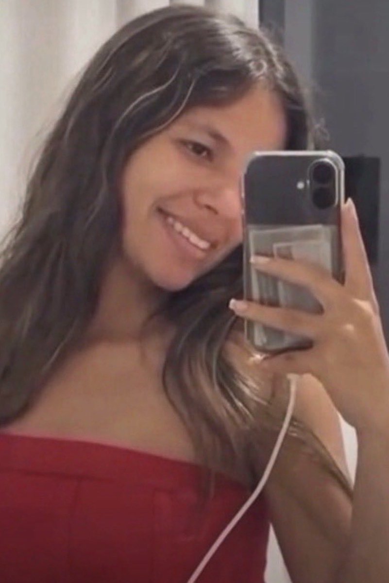 SamiraSantqtge's tweet photo. Sou novinha mas juro que aguento! 

#PINTOAWARDS
#PINTOSAWARDS
#PINTOSAWARD
#XOTAAWARDS
#XOTASAWARDS
#BUNDASAWARDS
#BUNDAAWARDS
#PEITOAWARDS https://t.co/xQPwZlt2Rt