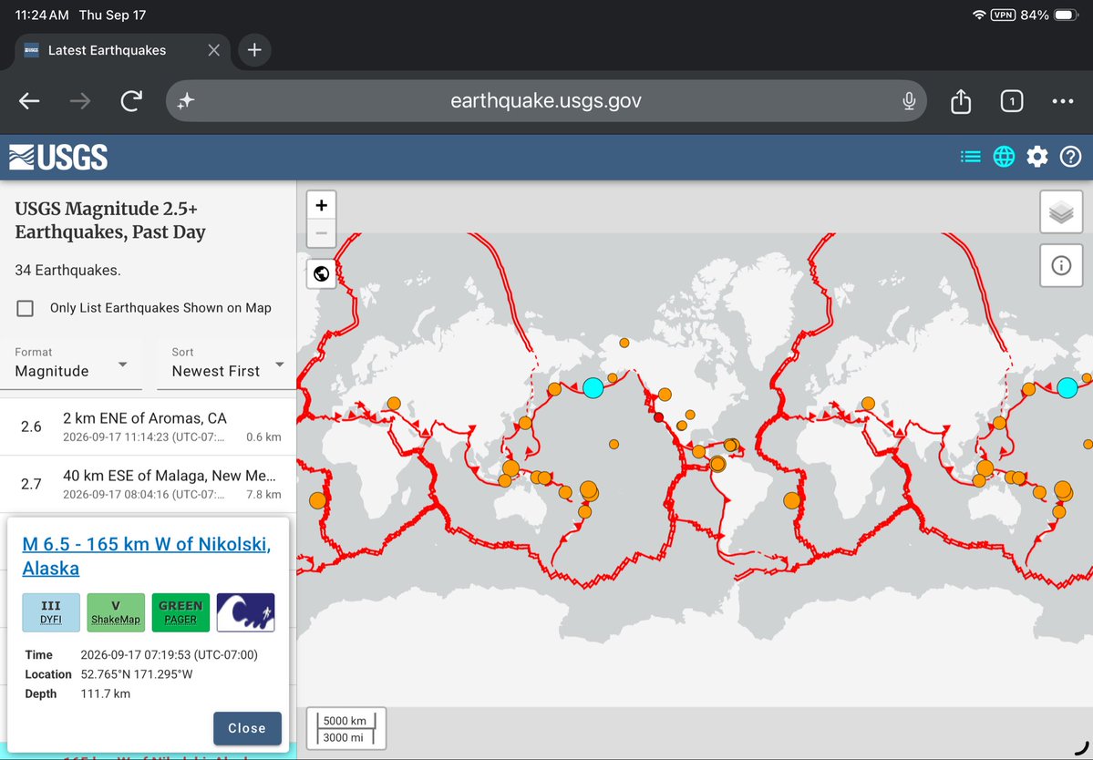 MajorCirca's tweet photo. A large earthquake occurred in Alaska but it was very deep.

On the same day (9-17-26), a 4.2 earthquake deep in the interior of British Columbia (above Idaho) occurred.

Is that because the Pacific plate is pushing up against the NA plate and the NA plate is starting to buckle? https://t.co/z6I3dy928R
