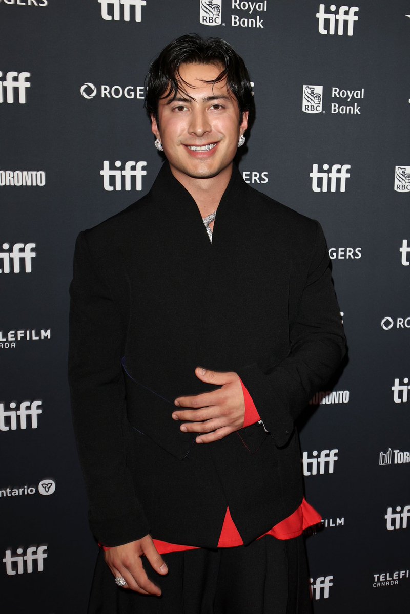 hudconfans's tweet photo. Hudson Williams #YAGA at #TIFF26 https://t.co/1T638gE8OJ