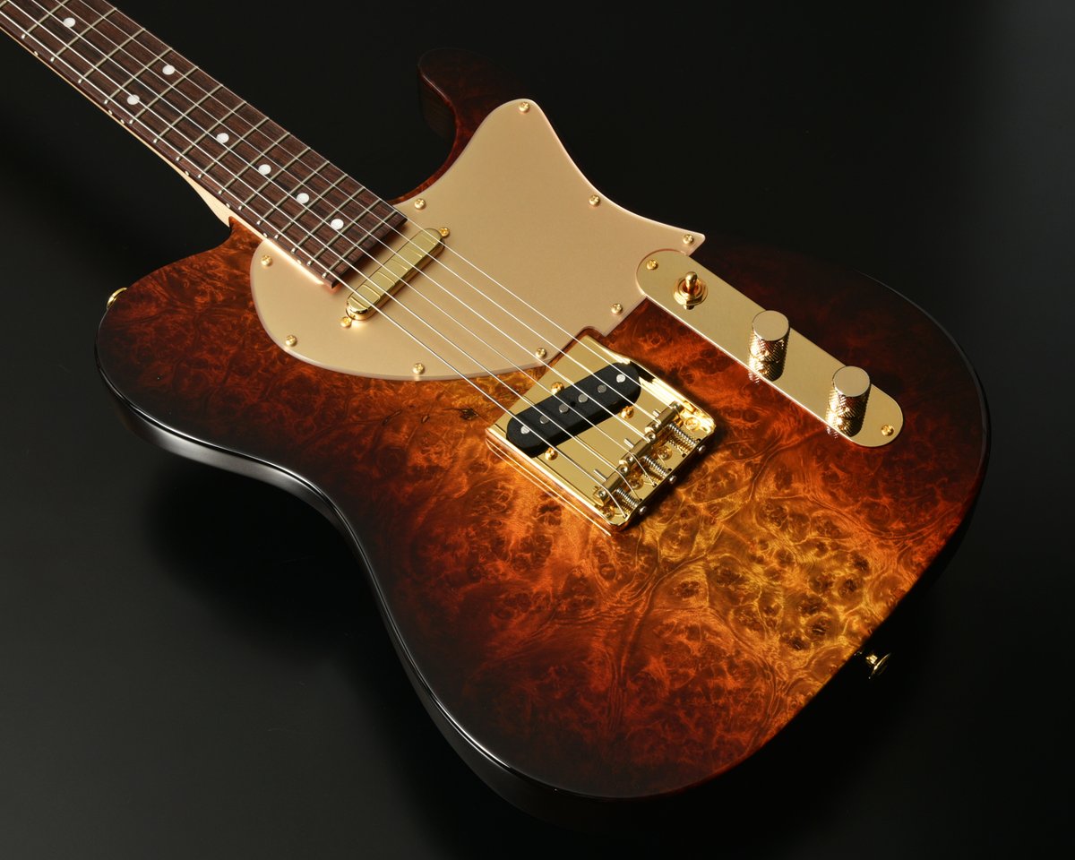 DeviserGuitars's tweet photo. マーブルウッド×ゴールドパーツ
相性抜群の組み合わせ！！💥

#信州ギター祭り https://t.co/1erZ56jxjB