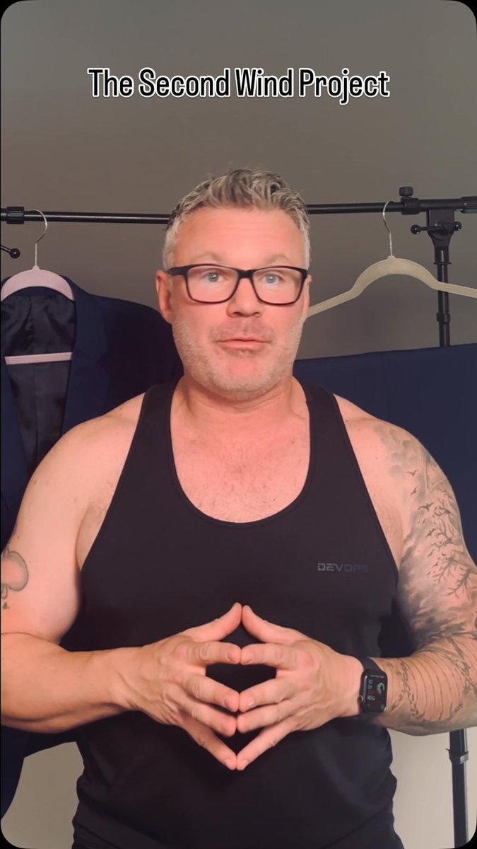 PoppOver's tweet photo. I will post the photos I sent to wardrobe. These are primarily headshots so don't worry about pants so much. Put some combinations together, or recommend colors or layers. I put a little numbering system together on the photos so it might look something … https://t.co/Ywp5b2nEvW https://t.co/FfZFesGN0c