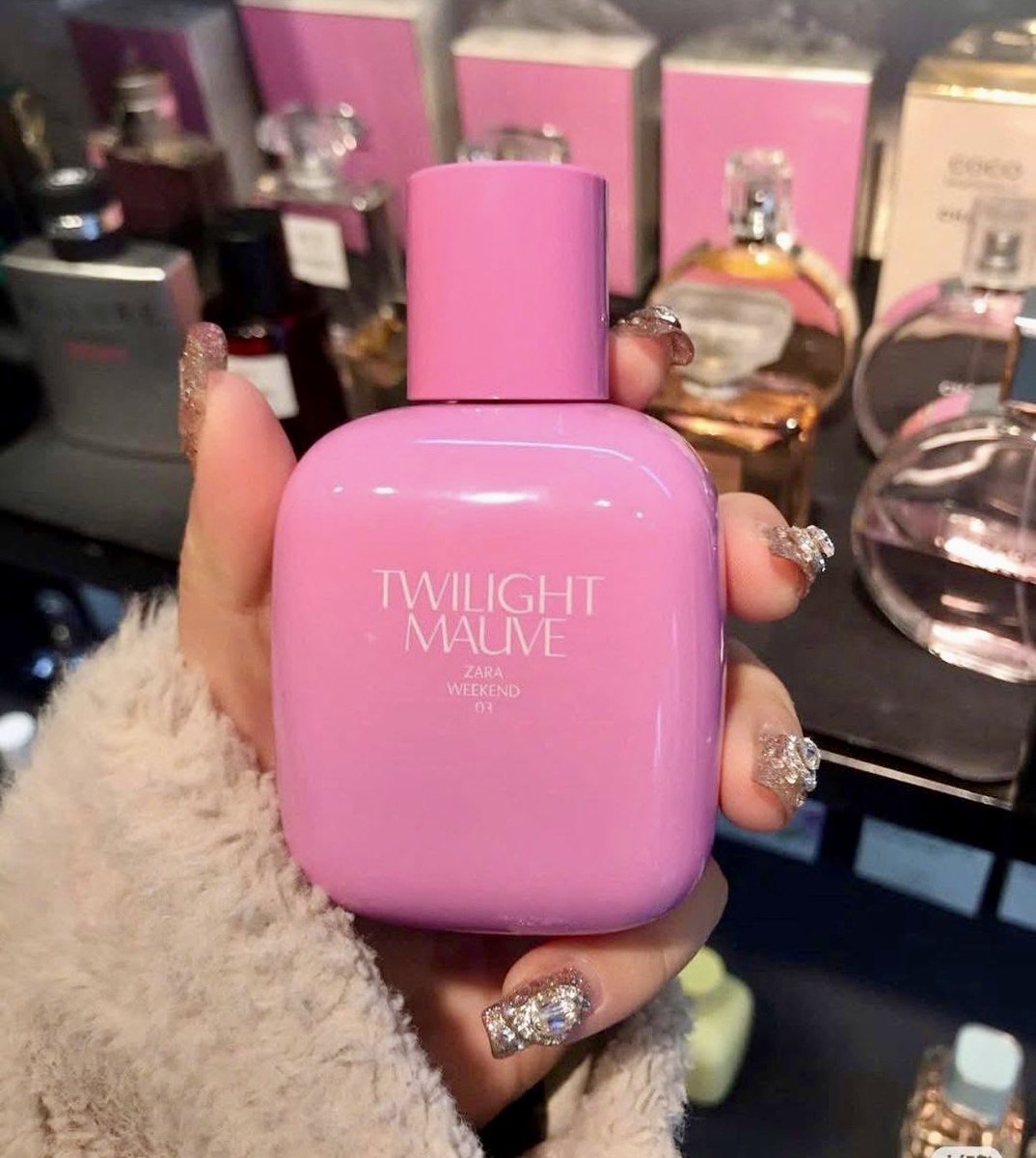 moddustore's tweet photo. เปิดจอง
Zara〰️Twilight Mauve  ** size 90  ml ** 
กลิ่นสาวหวานสดใส🍏🌸 เปิดด้วยแอปเปิ้ลและผลไม้หอมสดชื่น ตามด้วยดอกไม้หวานละมุน คล้าย Dkny สีเขียว

✖️ลดเหลือ 499-✖️ ปกติ 990

  🙏🏻จ่ายตอนของมา งดเทน้า⚡️รอ 30 วัน
📝กรอกฟอร์มจองได้เลย👇🏻 https://t.co/fMee9VAdyG