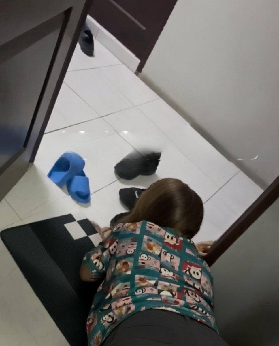 kesyacya's tweet photo. Sengaja ga ttup pintu
▶️ https://t.co/2kb3ThFYcL https://t.co/l7CIjBRdrO