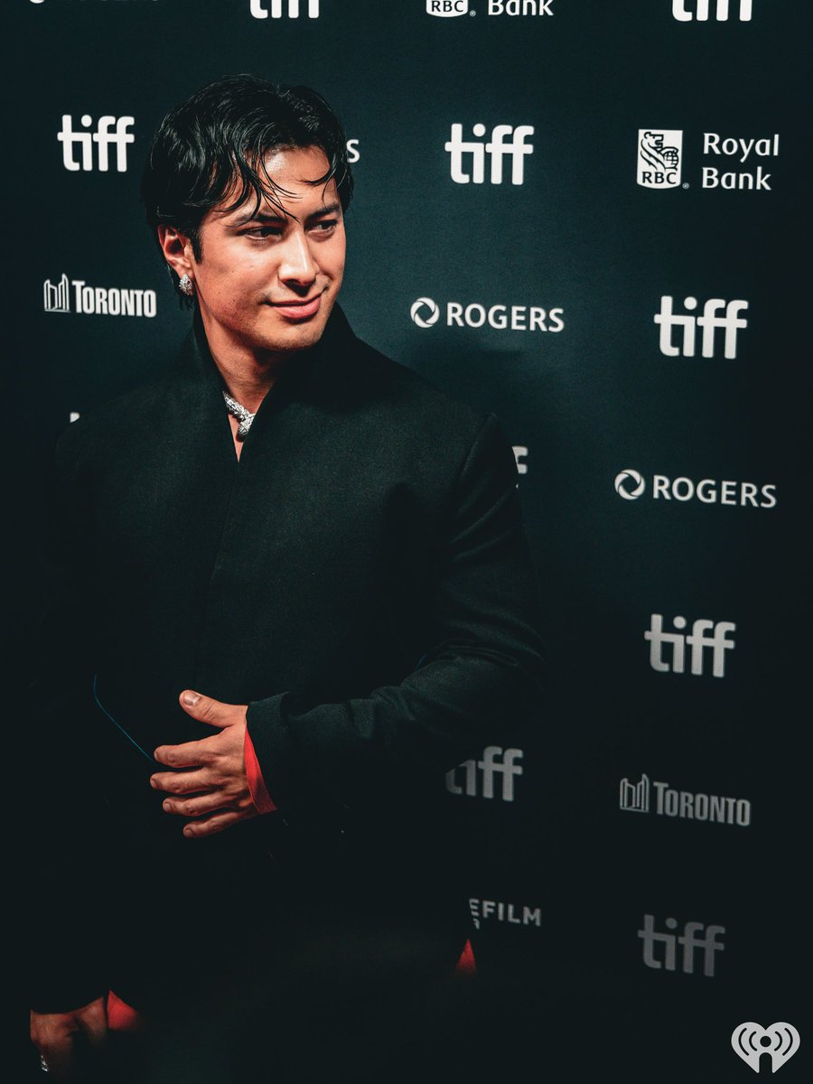 hudsonwonline's tweet photo. Hudson Williams stuns at the premiere of ‘YAGA’ (via iheartradioca) https://t.co/7mdAYjKvyC