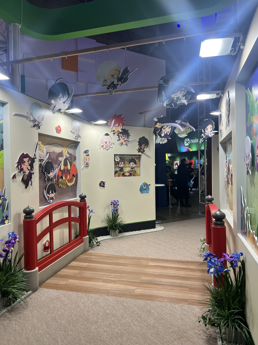 funassyi's tweet photo. 刀剣乱舞ぱずぎりのブースはこんな感じだったなっしー♪ヾ(。゜▽゜)ノプレイしたら之定シールいただきましたなっしー♪

#刀剣乱舞ぱずぎり https://t.co/ZvkcJHAtNu