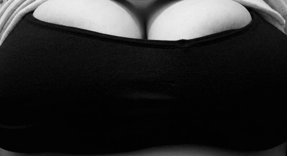 CelynIsMommy's tweet photo. Celyn/celly

Bi
28F
Kinks: Cnc, knife play, extreme sex, femdom, etc
Do’s: say hi! Introduce yourself!
Don’t: send DP without my permission
Make me mad = blocked

Retweet and like for moots! 🖤

#nsfw #nsfwtwt #dom #cnc #moothunt #mommy https://t.co/0M6HNtISzQ