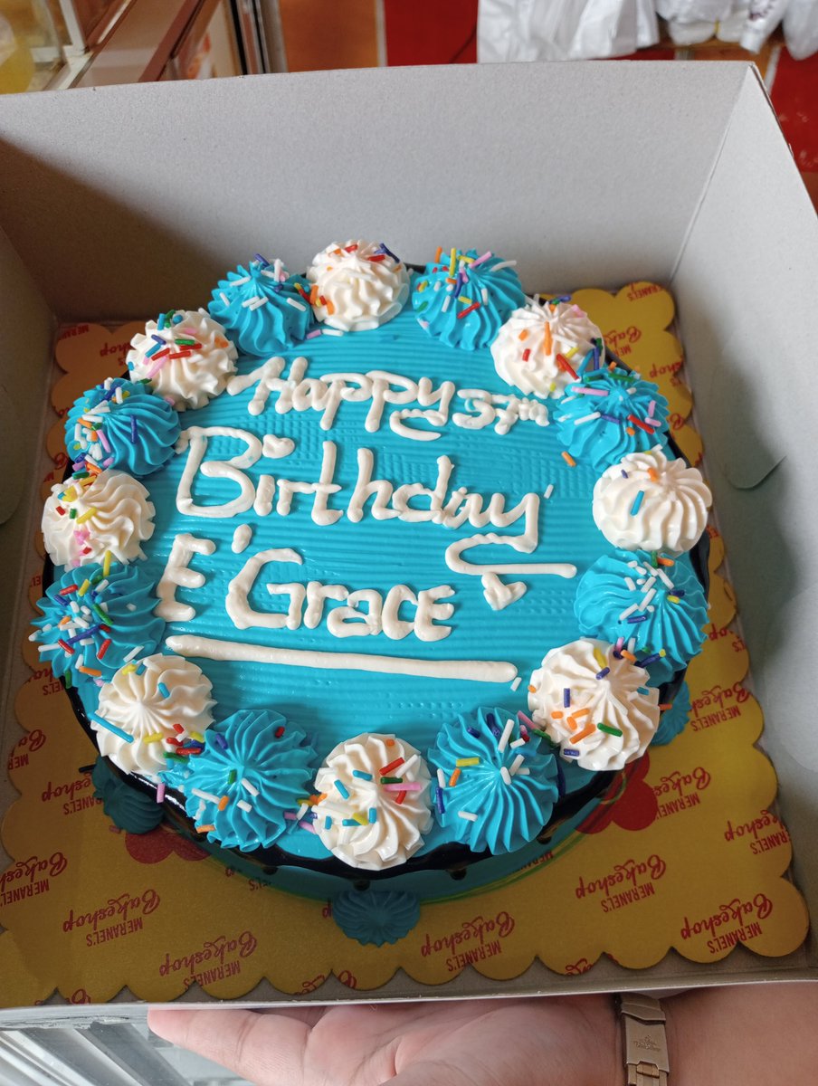CorbetaGra86651's tweet photo. It's my BIRTHDAY !🎂🎉🎁🎈.#BLESSEDAT37 #Thanknyou lord https://t.co/wog91S7NbN