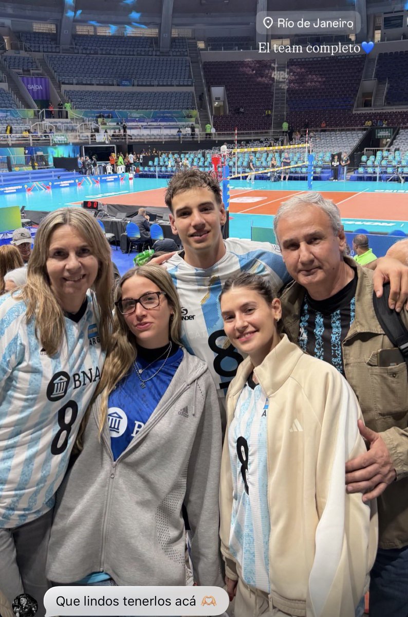 bibibibeaut's tweet photo. wahh🥺😭 the whole family was there to watch yesterday‘s match🥺🩵 https://t.co/jaEozh8UNp
