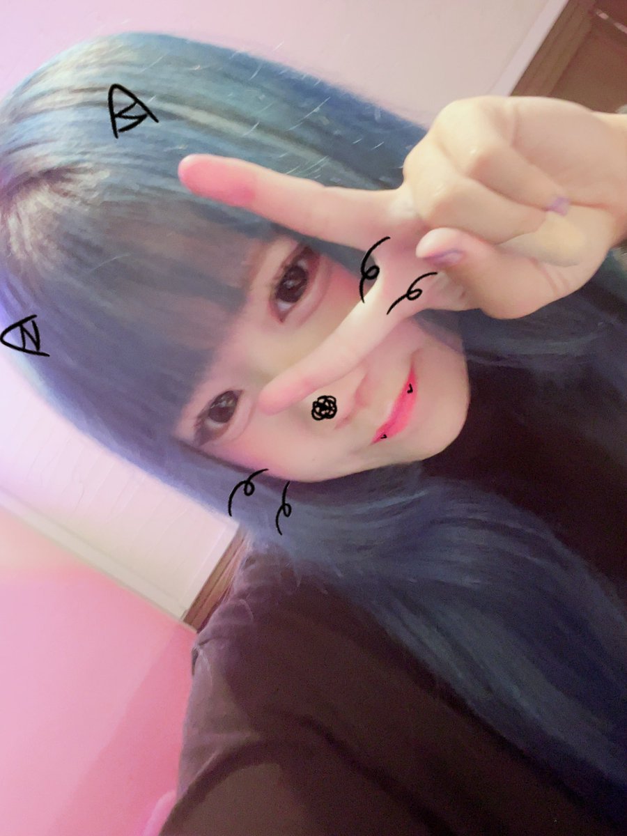 mi__io26's tweet photo. @ruka_nya_2525 池袋西口あのころメモリーズいかがですか❕iQOS吸えますჱ̒ ᴗ ̫ ᴗ 朝９時からやってます⋆˚ʚɞ https://t.co/kJT7Vwjl9A