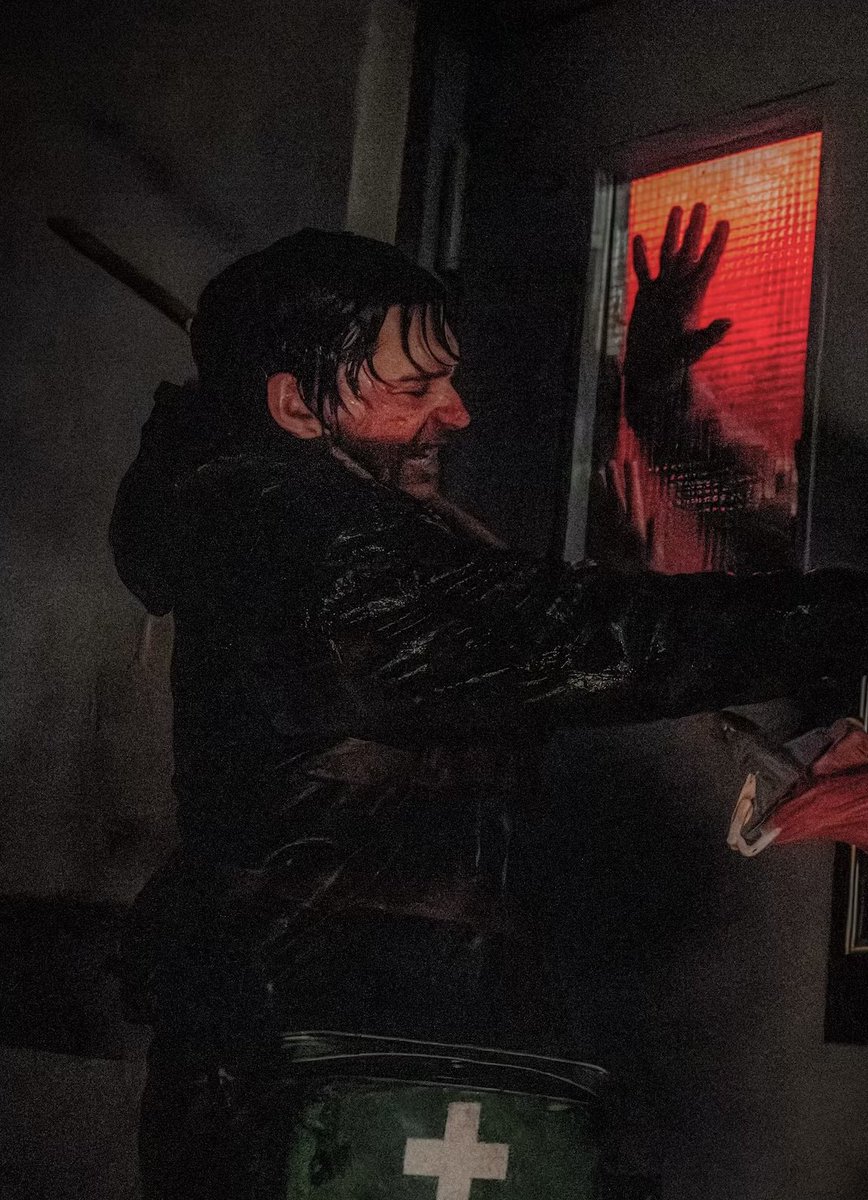 DiscussingFilm's tweet photo. Zach Cregger's ‘RESIDENT EVIL’ is Certified Fresh at 96% on Rotten Tomatoes.

Officially the highest rated video game movie OF ALL TIME.

Read our review: https://t.co/TZZN66c55R https://t.co/LyjvKODOkz