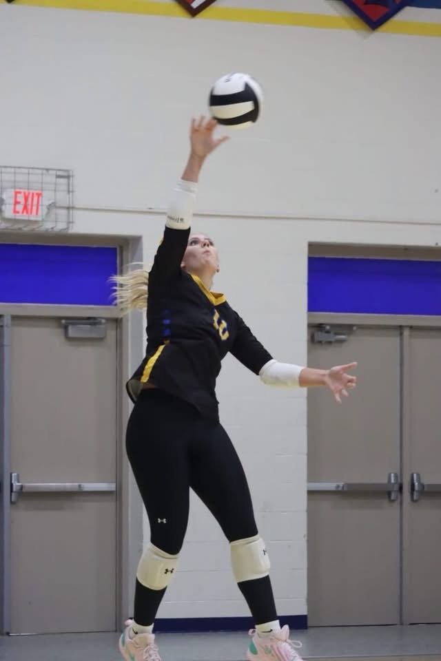 MHSBluejacketAD's tweet photo. Congratulations to MHS junior volleyball setter, Abigail Fountain on reaching 1,000 career assists. She will be recognized for this accomplishment at our next home volleyball game on Thursday, Sept. 24th against Owen Valley #MitchellPride #GoJackets https://t.co/oNzfXNSrYB