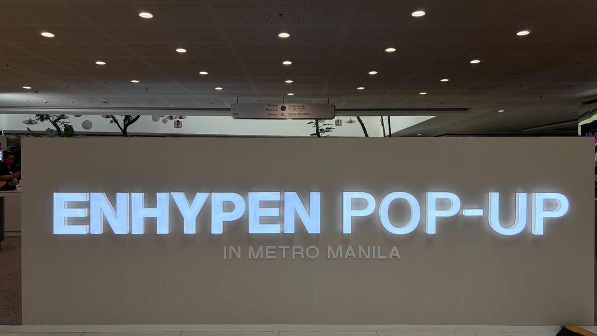 apopcollections's tweet photo. ENHYPEN POP-UP in METRO MANILA

Everything’s ready for you, ENGENEs!

See you at the Pop-Up starting today! We’ve got so much in store for you!

🗓 September 18 - October 18, 2026
⏱ 10:00 AM – 10:00 PM
📍Level 1, North Entertainment Mall, SM Mall of Asia

#엔하이픈 #ENHYPEN #ENHYPEN_POPUP