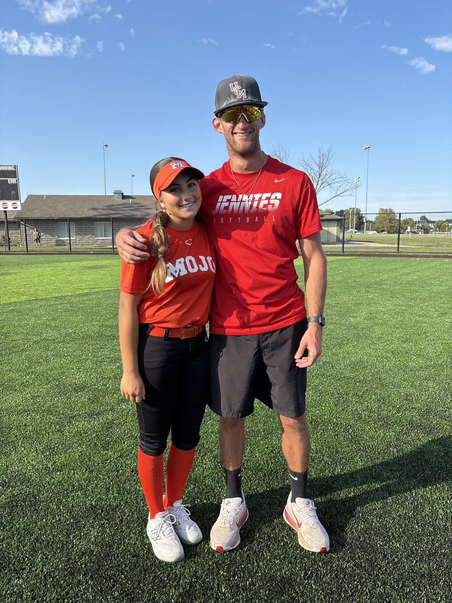 C_Reynolds2012's tweet photo. Thank you @UCMJensSoftball for hosting the camp on Sunday!  Enjoyed my time on campus with the team and coaches. 
@PCSoftball3 @TNMojoReynolds https://t.co/C5qoqkBtTX