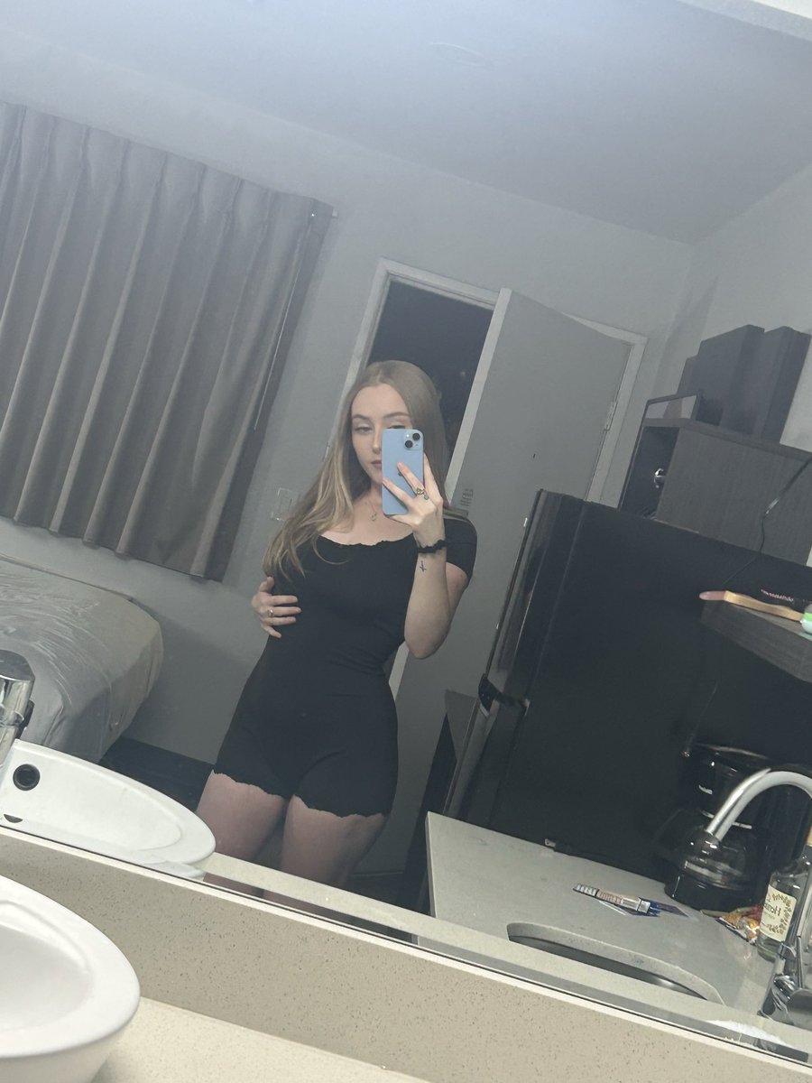 Lily1147731's tweet photo. Where the baddies at😍#cali #sac #916
#wlw https://t.co/xM9hE5060J