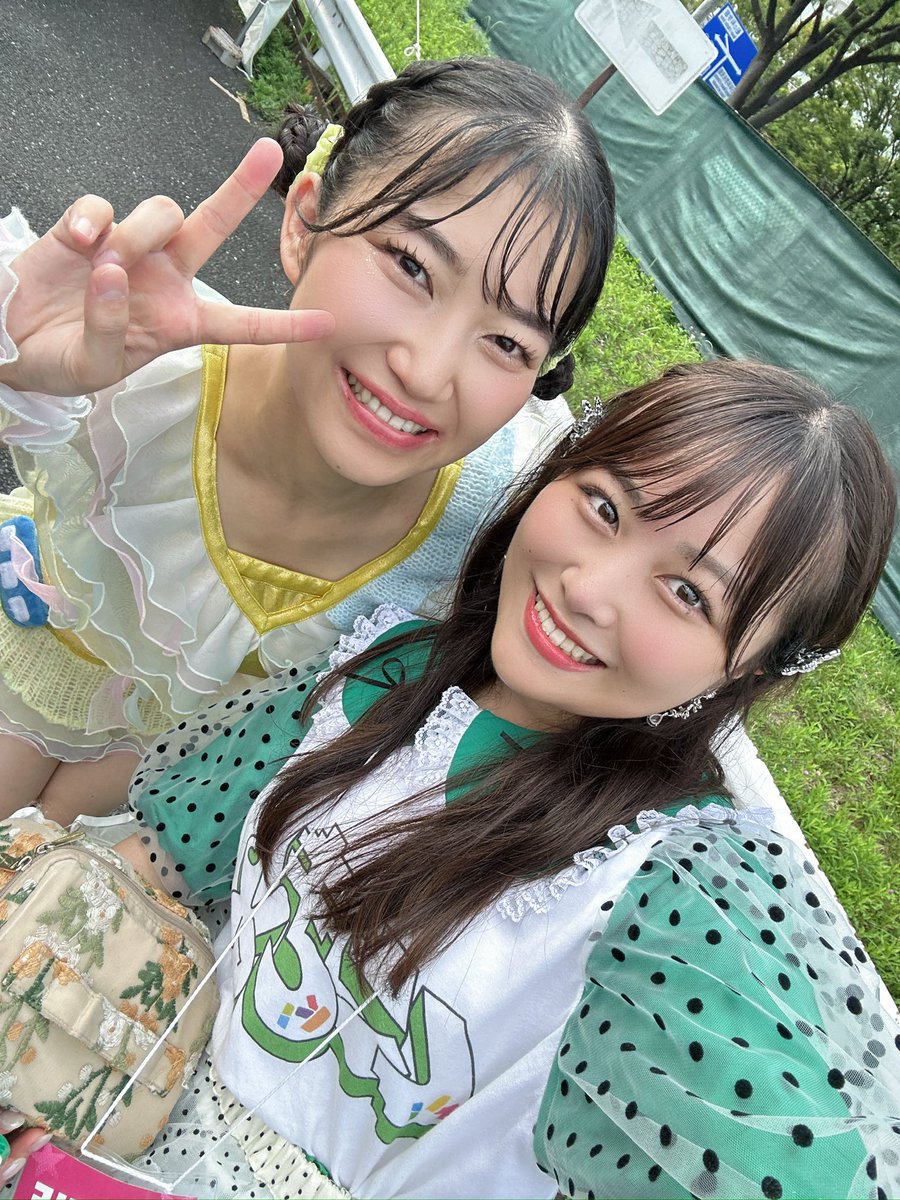 uug2_yuria's tweet photo. お申し込み本日23:59まで📚♡🌼
はじめての朗読会挑戦！また呼んでいただけるよう頑張りたいな( ◠‿◠ )平日のみんなに会えるのたのしみ〜！おまちしてます！ https://t.co/qNrFueGJBB