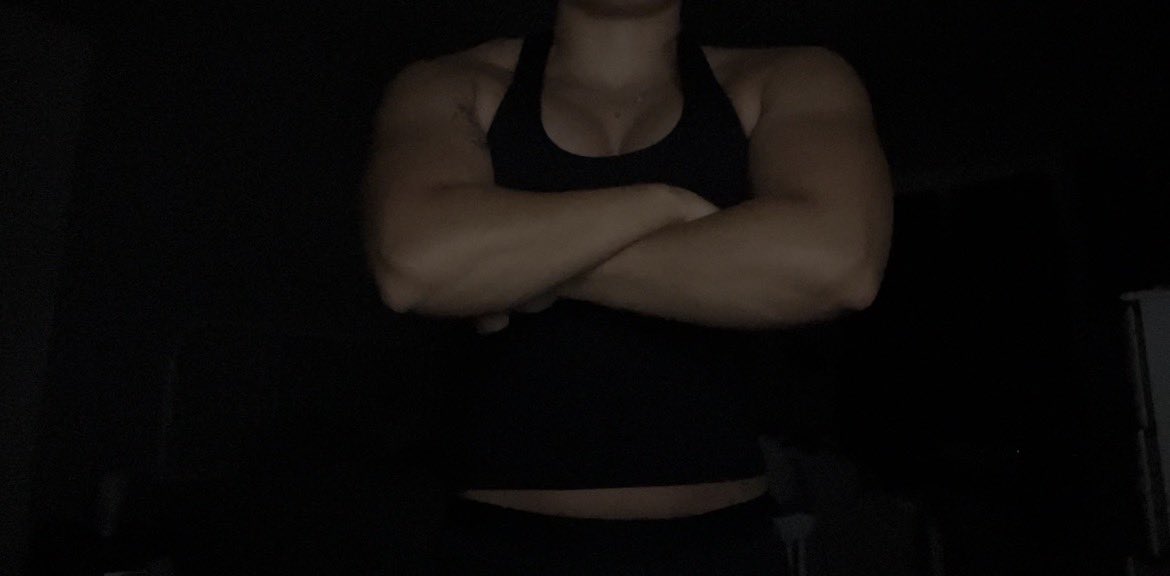realspring13's tweet photo. Arms https://t.co/7evv6vlZz5