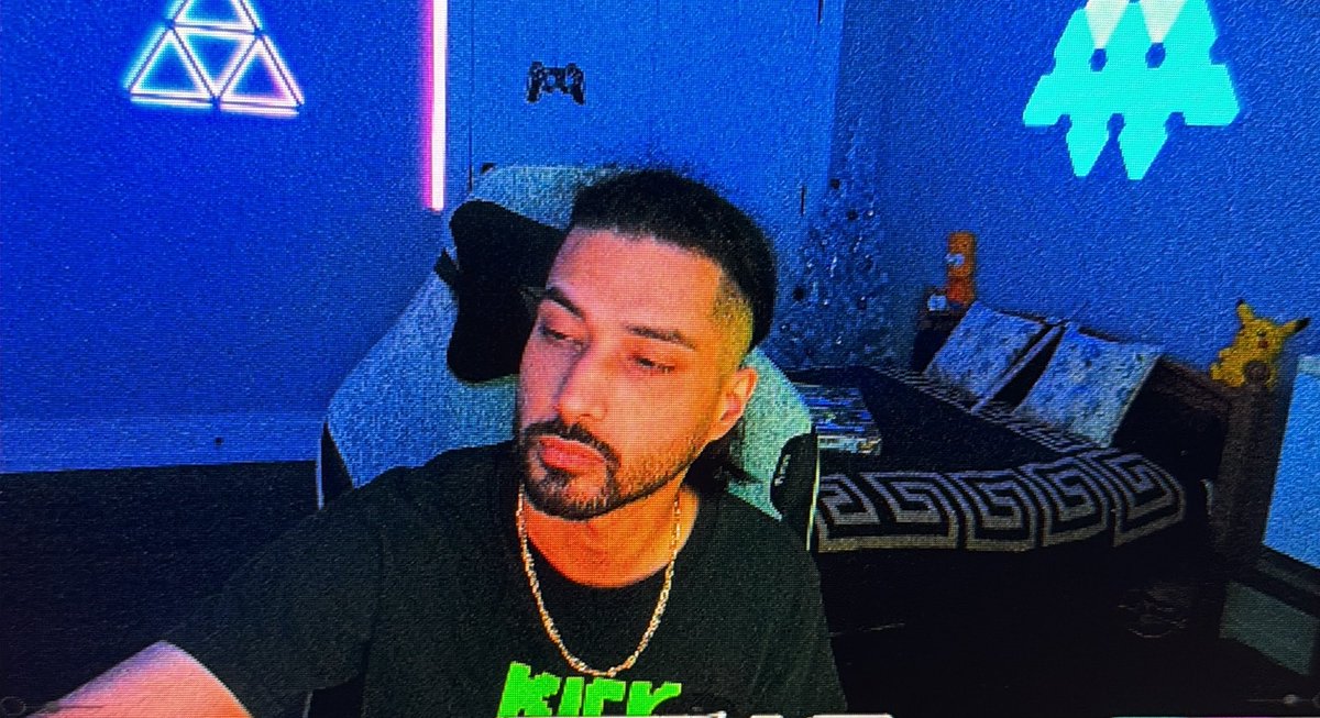 Trillz's tweet photo. Live
1k Raw balance @gamdom ! WE ABOUTTA RUN 1k - 5k.
WILL BE TIPPING ACTIVES IN THE CHAT. Giveaways all night.
Sponsored by @stevewilldoit
code Steve.
https://t.co/0iA81f9EK4 https://t.co/HaMPap4Urd