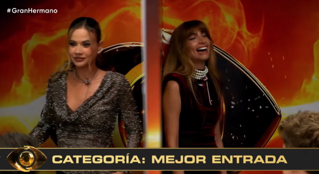 qmalacostumbre's tweet photo. premio a la mejor entrada obviamente para cinzia, fue épico https://t.co/6fwkN36Erz
