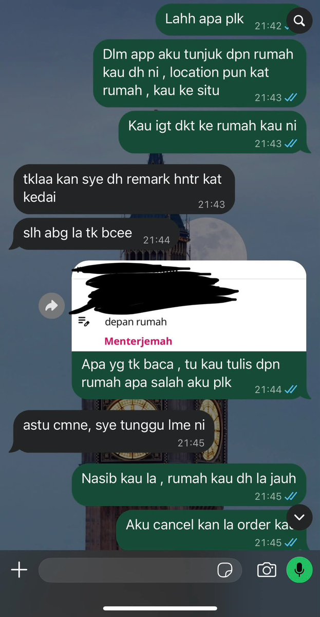 kamaghul's tweet photo. Tolong la kepada semua customer, bagi la location yang betul untuk rider, makanan tu makanan korang jugak tapi kenapa rider juga dipersalahkan.

Dah lah salah pin location, kena fuck lagi 😅 https://t.co/F2GNi9hydY