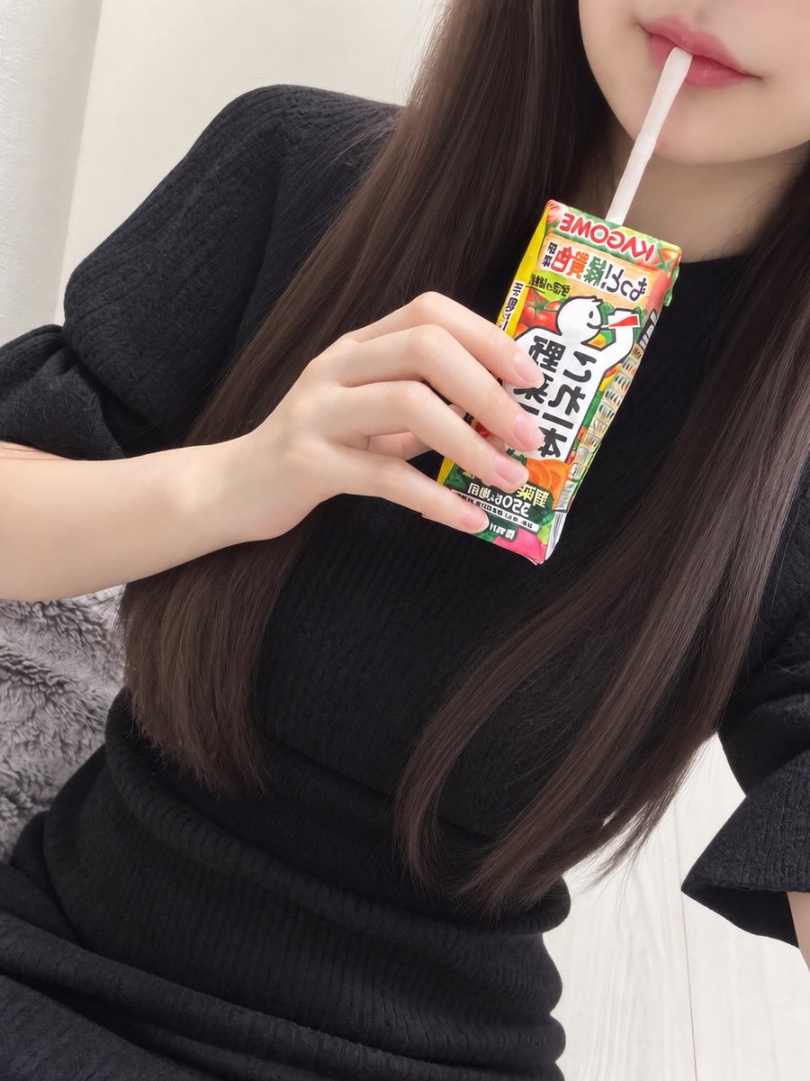 yuru_anchan's tweet photo. 今日もお仕事頑張ろうね🙂‍↕️✨

もうすぐシルバーウィークだけど、
みんなお出かけしたりするのかな？🥺💭

あんはもちろんバリバリお仕事です❤️‍🔥
たくさん癒せるように頑張るよ🫶🏻 https://t.co/sJw2GutEwn