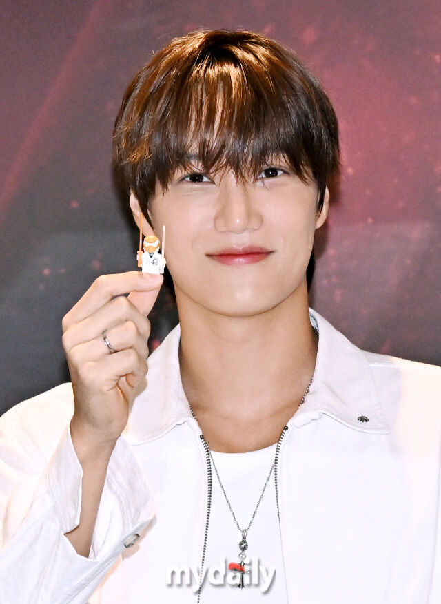 knockknock0408's tweet photo. KAI https://t.co/sabLK7KWvb