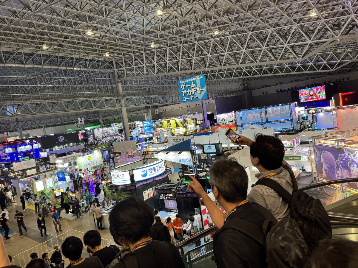 haruta_0712's tweet photo. #TGS2026
歩き疲れた〜！
でも楽しかった！！！ https://t.co/zNK25KiEcz
