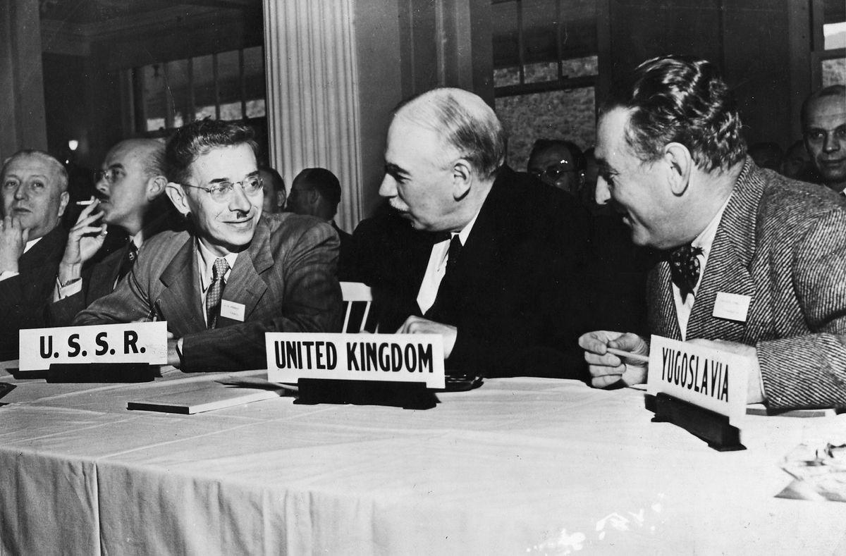 Handre's tweet photo. Bretton Woods was a con job sold to the world as monetary stability. In July 1944, 44 nations gathered at Mount Washington Hotel in New Hampshire and handed Washington the keys to the global monetary system, accepting U.S. dollars as the reserve currency on the promise that every dollar remained redeemable for gold at $35 per ounce.

The U.S. government never intended to honor that promise.

From 1944 onward, Washington printed dollars to finance the welfare state and Vietnam simultaneously. By 1971, foreign central banks held far more dollars than the U.S. Treasury held gold. France demanded actual gold first. Charles de Gaulle shipped actual dollars back to the Federal Reserve and demanded actual gold, draining roughly $3 billion in reserves through the 1960s.

Nixon closed the gold window on August 15, 1971, defaulting on the explicit Bretton Woods commitment. He dressed it up as patriotism.

The consequence hits you directly. Every dollar created without a corresponding gold claim transferred real purchasing power away from your savings toward federal spending. Your wages bought progressively less, not because productivity collapsed, but because Washington inflated its obligations away.

Bretton Woods succeeded perfectly as a mechanism for the U.S. government to extract a hidden tax from every nation and person that trusted the dollar, and the dollar-holding world paid that price for 27 years before Nixon finally admitted what sound money advocates had argued since 1944.

You are still paying that price today.