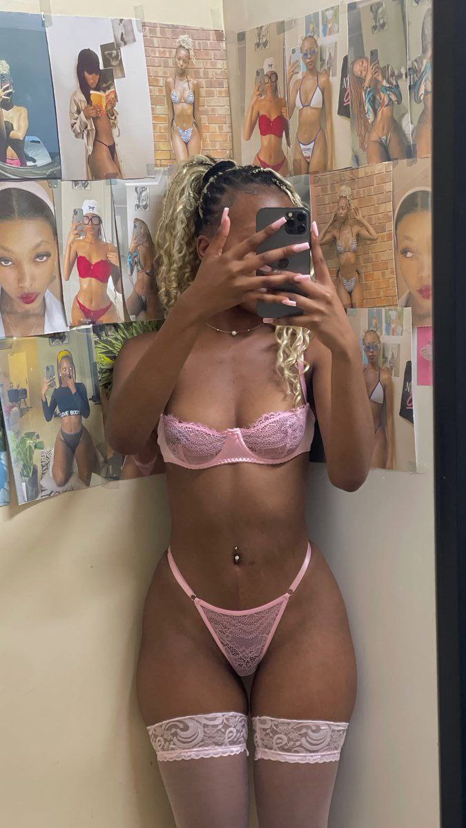 mosa14cf's tweet photo. 😳🔥🔥
DM for more https://t.co/NmHylelLcv
