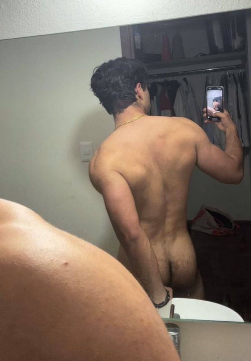 chudaixhot's tweet photo. VIDEOS Y FOTOS NUEVOS DE 
AARÓN MERCURY, FAMOSO TIKTOKER Y PARTICIPANTE DE LA CASA DE LOS FAMOSOS, VE SU CONTENIDO MORBOSO Y CALIENTE.🔥

AHORA ESTOY AGREGANDO A TODOS, ENVIÉNME MENSAJE PARA SABER CÓMO ENTRAR🔥 https://t.co/po6ywA7hYK