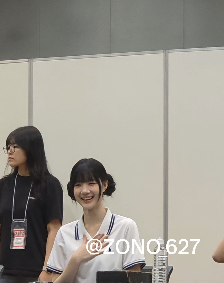 ZONO_627's tweet photo. 20260918 可愛すぎるよ😍
 #Hearts2Hearts  #h2h  #S2U https://t.co/wfTu4Oajyf