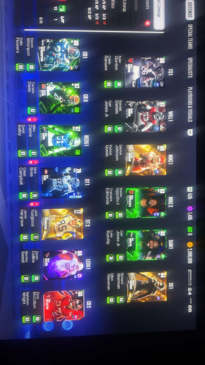 JoeyStack15's tweet photo. @Moshimadden 

How’s my team looking so far. 25 Bears theme team https://t.co/i5cF371mzE