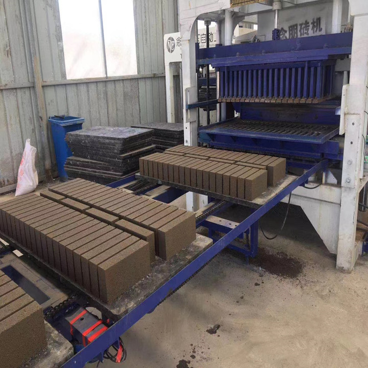 Brick_making_'s tweet photo. Our NP QT6–15A integrates hydraulic, electrical, and mechanical systems to deliver stable, high-density bricks with a 15–20 second cycle time. 

Check the full technical specs here: https://t.co/4T9DqJA1iX

#BrickMaking #ConstructionEquipment #Infrastructure https://t.co/Z2t8BNHbni