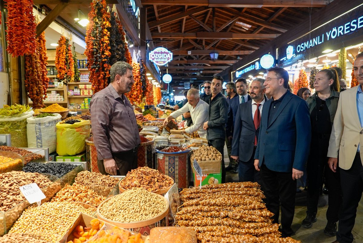 zeynep_sudan's tweet photo. Genel Başkanımız Ali Babacan ile birlikte Elazığ’mızın Karakoçan ilçesinde esnaf ziyareti gerçekleştirdik.
Karakoçanlı hemşerilerimizin ilgisi çok güzeldi🌱💦🧿 https://t.co/MdMi4v3rO4