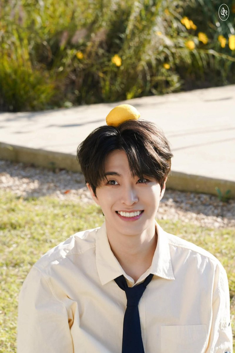 Mirror_org's tweet photo. ขอขอบคุณผู้บริจาคแฟนคลับในนาม ยองแจ GOT7 เนื่องในโอกาสวันเกิดอายุครบ 30 ปี
@ChoiArs_YJ 

สนับสนุนเครื่องผลิตออกซิเจน ขนาด 5 ลิตร แก่โครงการป่วยให้ยืม มูลนิธิกระจกเงา เพื่อผู้ป่วยดูแลตนเองที่บ้านได้ยืมใช้งานฟรี 

#HappyYOUNGJAEDay
#OurSunshineYoungjaeAt30
#어린영재30생일 https://t.co/WQELX2fUXc